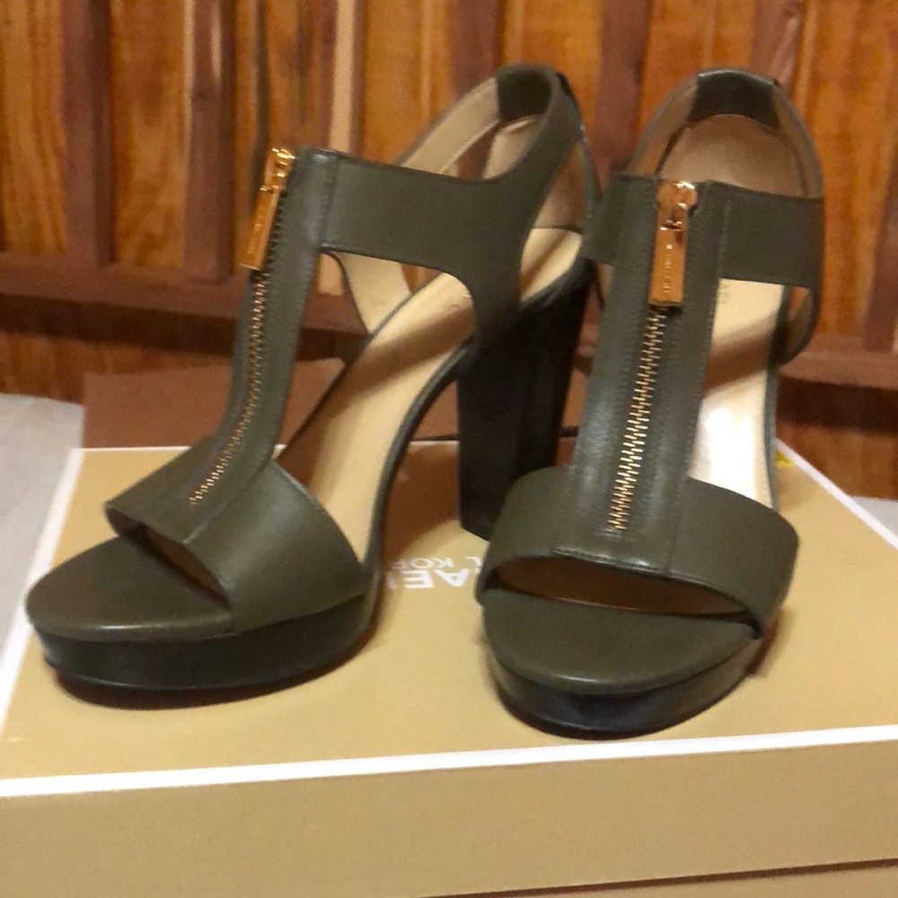 Bearkley sandals leather
